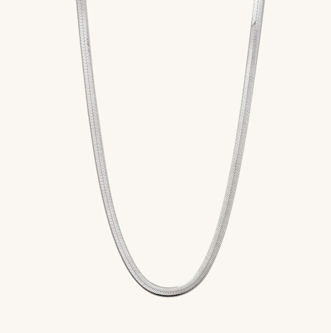 Dazzled Venus Omega Flat Herringbone Necklace